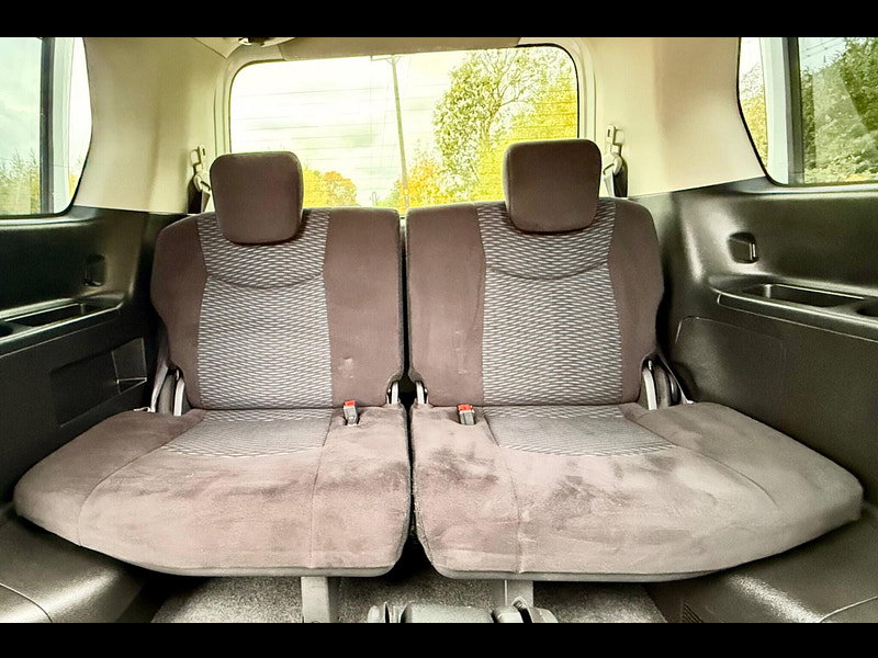 Nissan Serena 20X 2.0 Petrol/Hybrid Auto 5dr 7 Seat