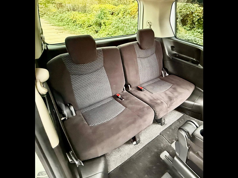 Nissan Serena 20X 2.0 Petrol/Hybrid Auto 5dr 7 Seat