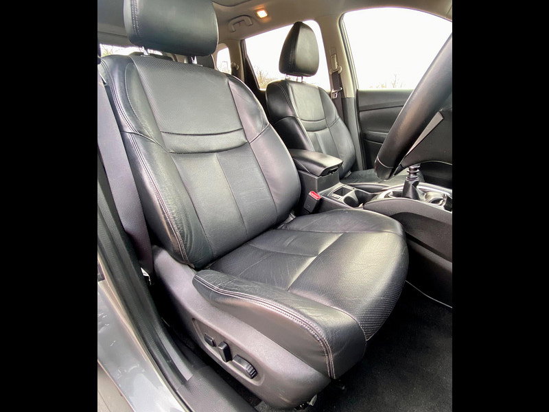 Nissan X-Trail 2.0 dCi Tekna 4WD Euro 5 5dr