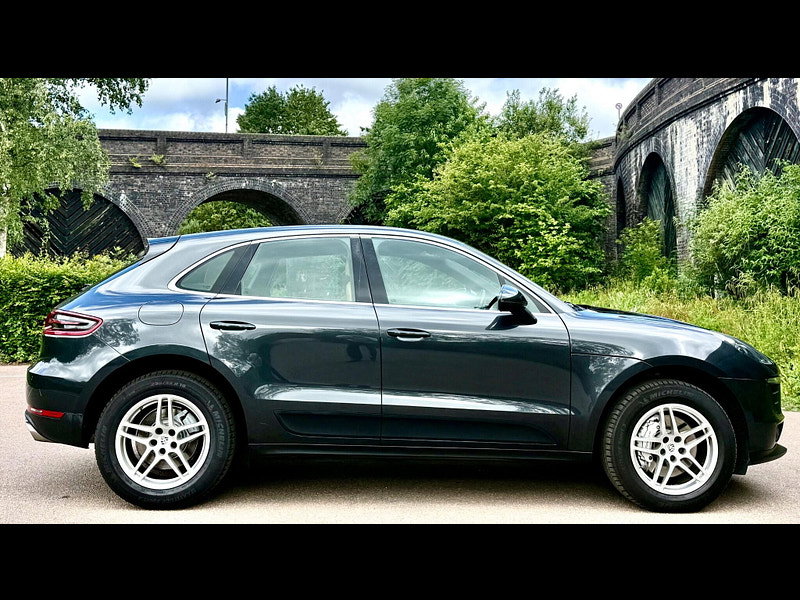 Porsche Macan 3.0 V6 S SUV 5dr Petrol PDK 4WD Euro 6 (s/s) (340 ps)