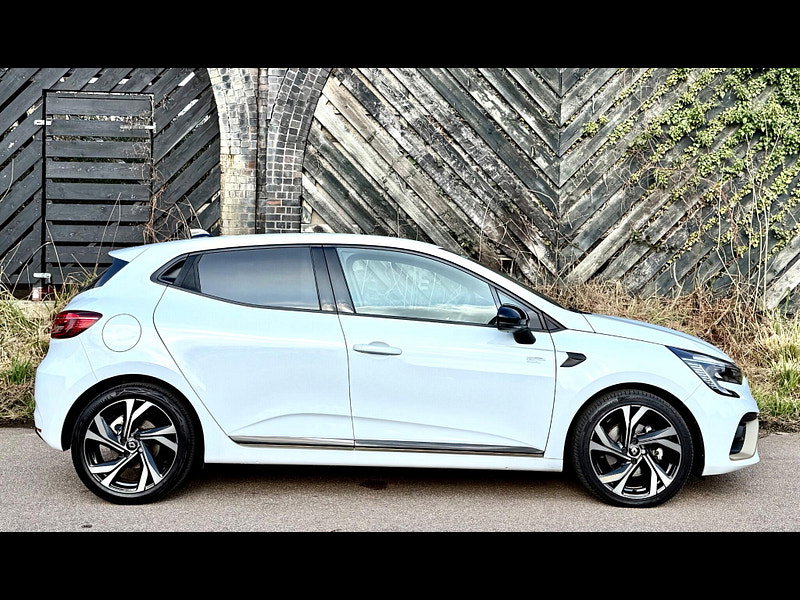 Renault Clio 1.6 E-TECH E-Tech engineered Auto Euro 6 (s/s) 5dr