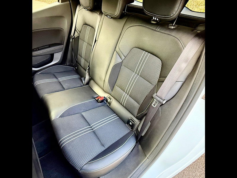 Renault Clio 1.6 E-TECH E-Tech engineered Auto Euro 6 (s/s) 5dr