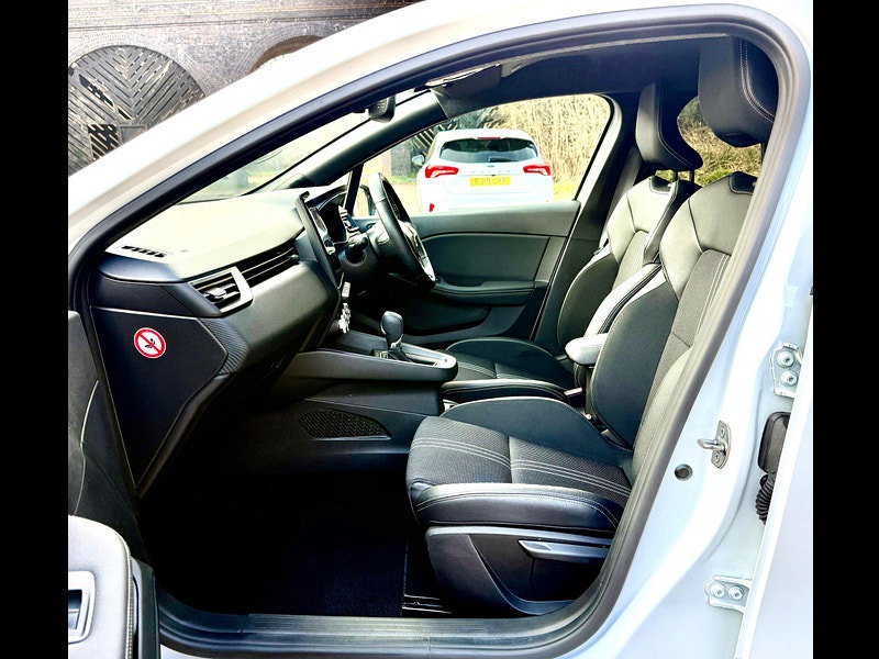 Renault Clio 1.6 E-TECH E-Tech engineered Auto Euro 6 (s/s) 5dr
