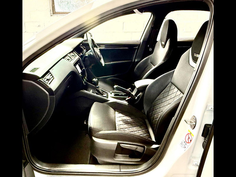 Skoda Octavia 2.0 TSI vRS DSG Euro 6 (s/s) 5dr