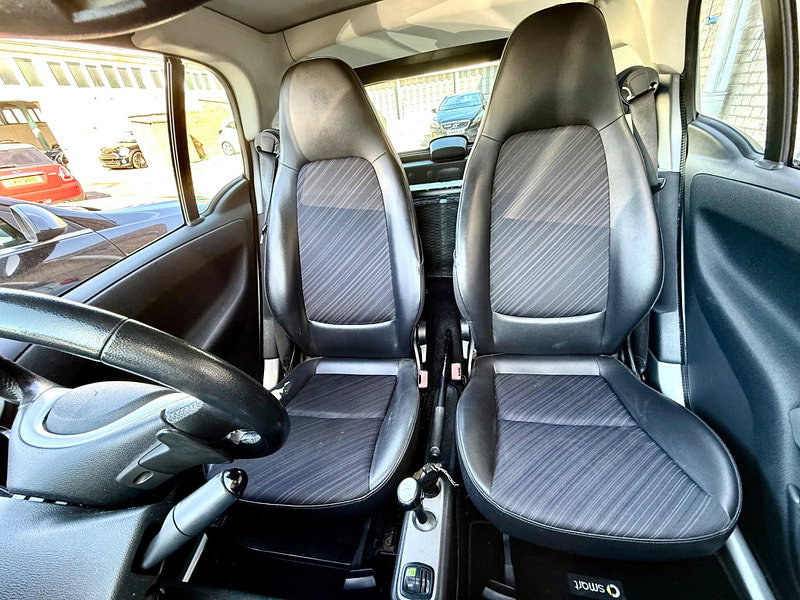 Smart ForTwo 1.0 MHD Pulse Coupe 2dr Petrol SoftTouch Euro 5 (s/s) (71 bhp)