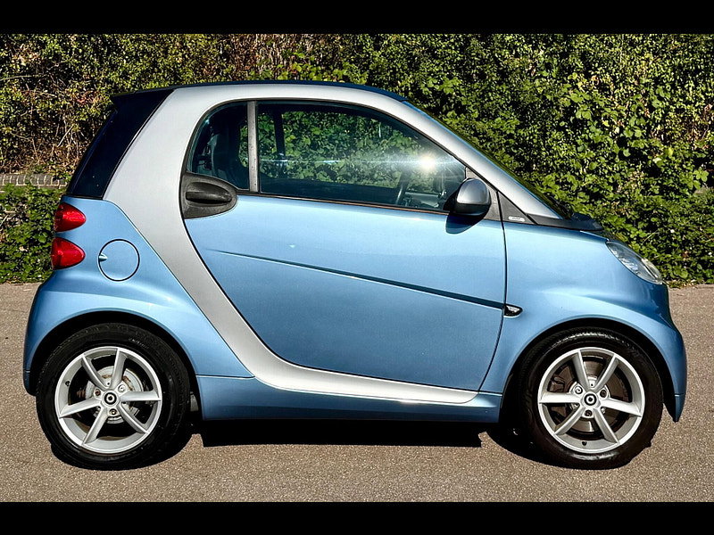 Smart ForTwo 1.0 MHD Pulse Coupe 2dr Petrol SoftTouch Euro 5 (s/s) (71 bhp)