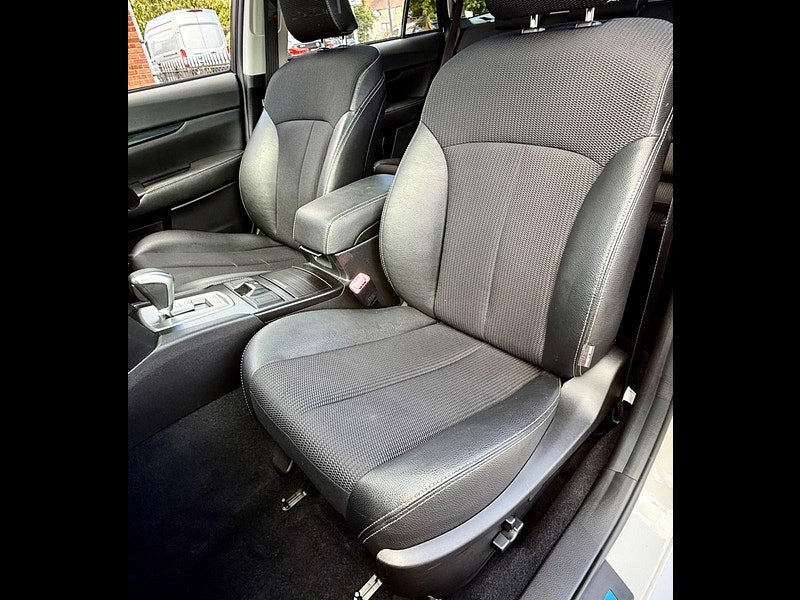 Subaru Legacy 2.5i STi Tourer Lineartronic 4WD 5dr