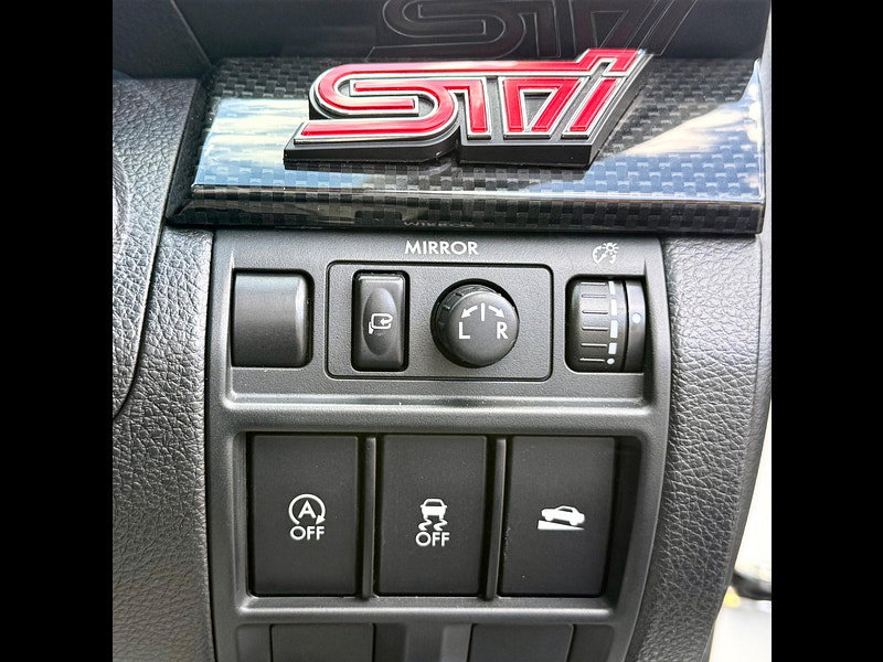Subaru Legacy 2.5i STi Tourer Lineartronic 4WD 5dr