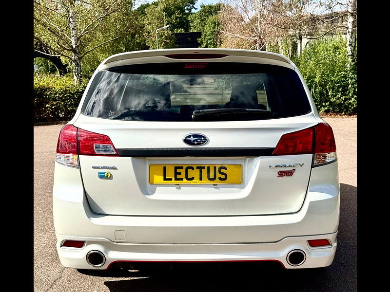 Subaru Legacy 2.5i STi Tourer Lineartronic 4WD 5dr