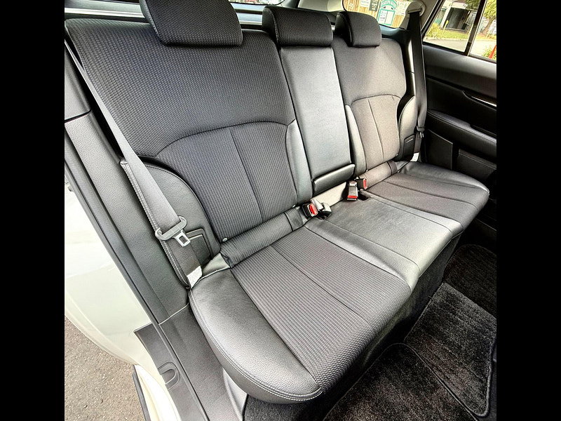 Subaru Legacy 2.5i STi Tourer Lineartronic 4WD 5dr