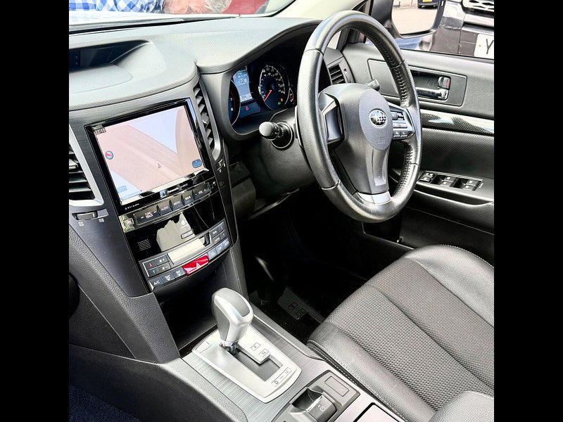 Subaru Legacy 2.5i STi Tourer Lineartronic 4WD 5dr