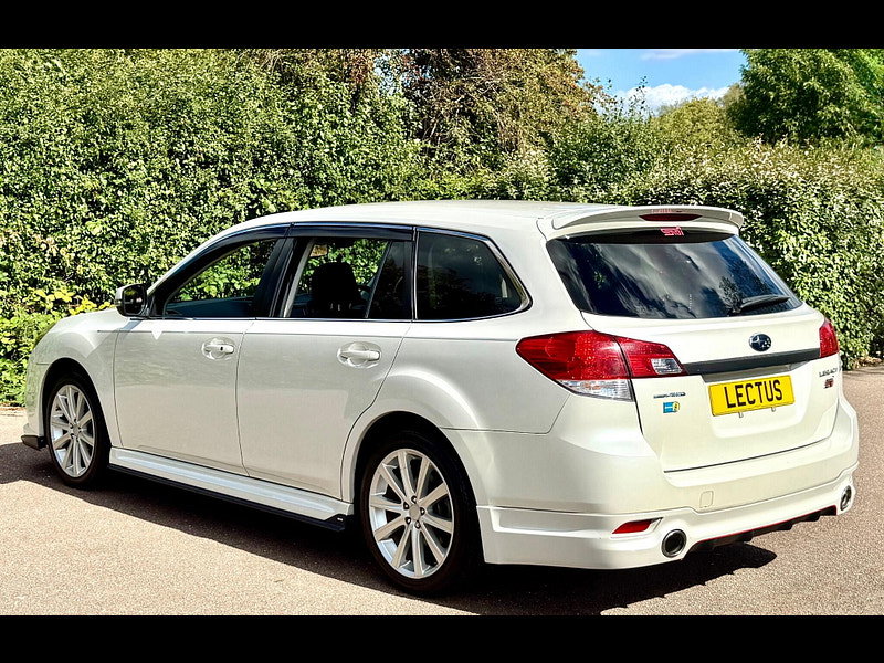 Subaru Legacy 2.5i STi Tourer Lineartronic 4WD 5dr
