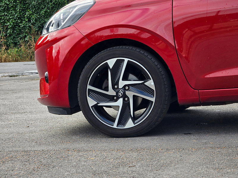 Hyundai I10 1.0 Premium Hatchback 5dr Petrol Manual Euro 6 (s/s) (67 ps)