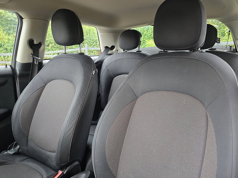 MINI Hatch 1.5 Cooper D Hatchback 3dr Diesel Auto Euro 6 (s/s) (116 ps)