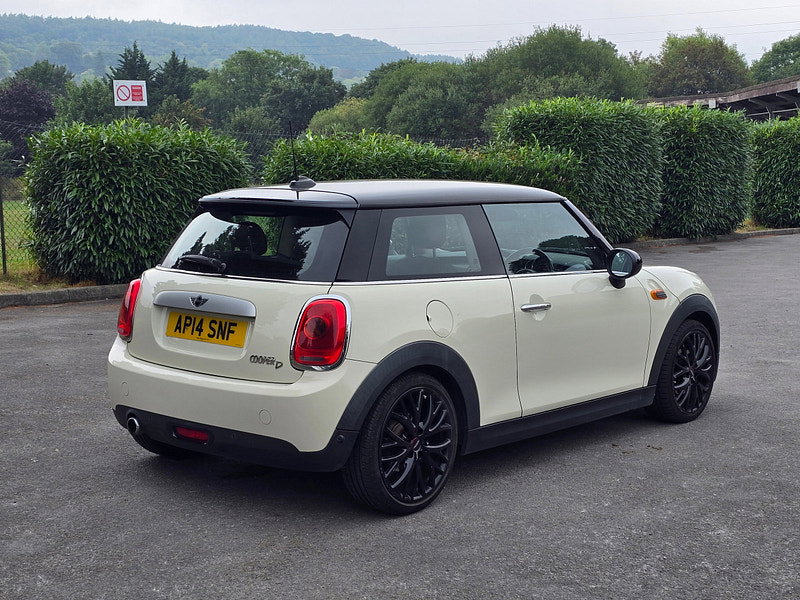 MINI Hatch 1.5 Cooper D Hatchback 3dr Diesel Auto Euro 6 (s/s) (116 ps)