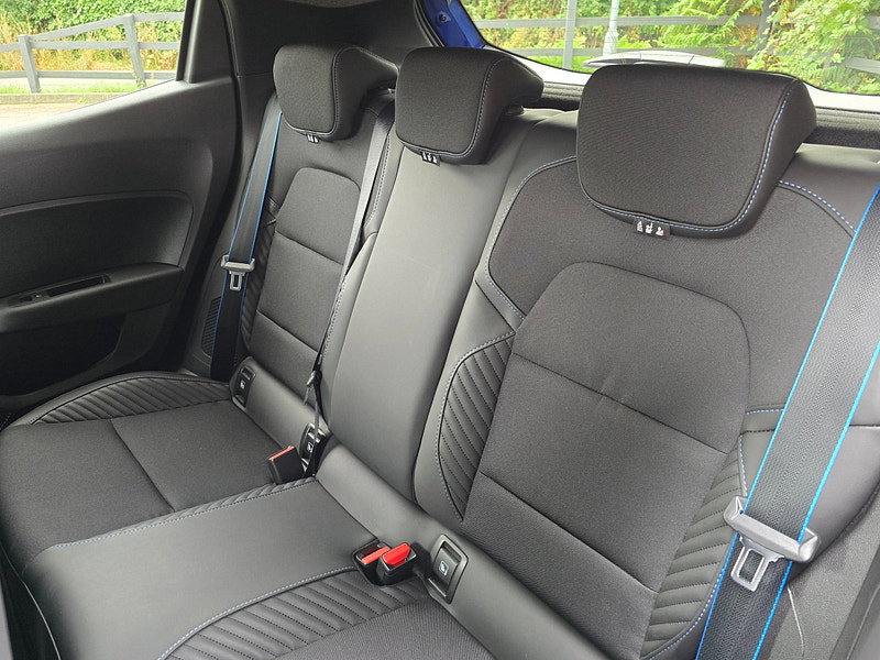 Renault Clio 1.6 E-TECH esprit Alpine Hatchback 5dr Petrol Hybrid Auto Euro 6 (s/s) (145 ps)