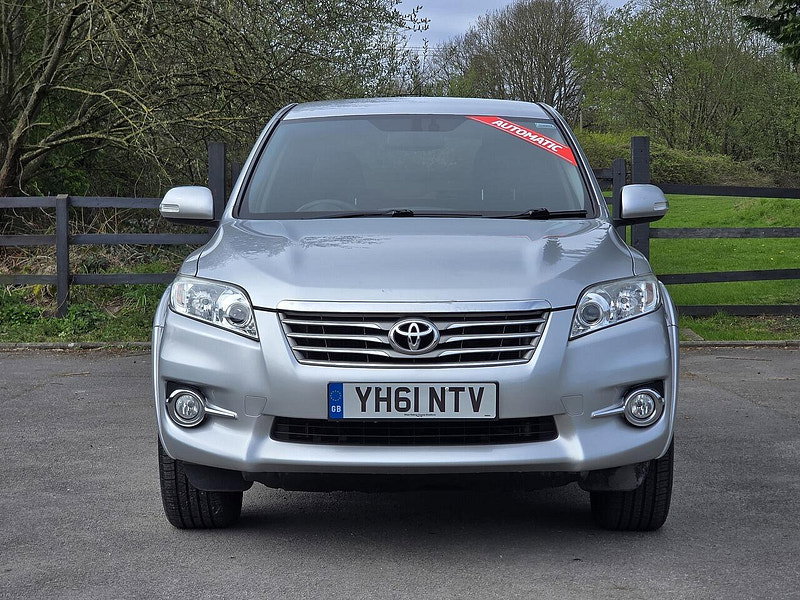 Toyota RAV4 2.2 D-CAT SR SUV 5dr Diesel Auto 4WD Euro 5 (150 ps)