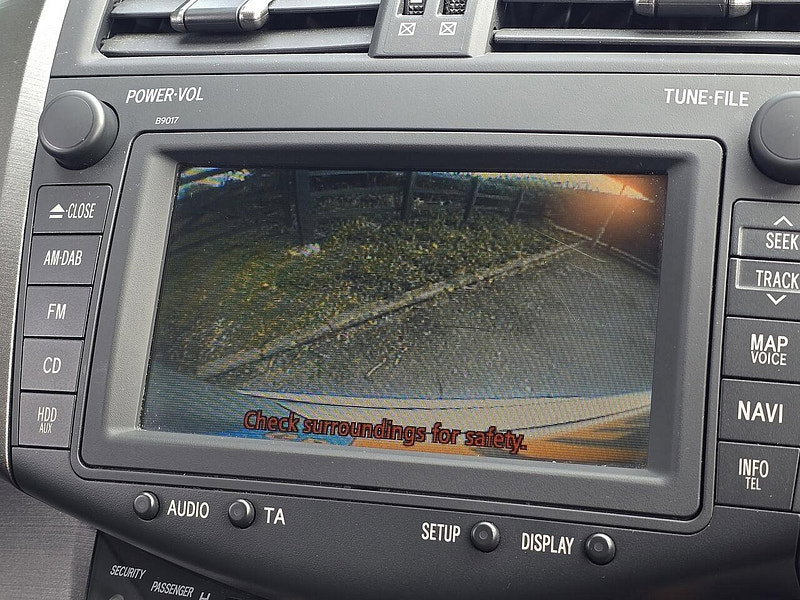 Toyota RAV4 2.2 D-CAT SR SUV 5dr Diesel Auto 4WD Euro 5 (150 ps)