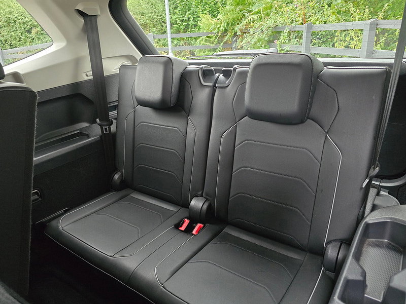 Volkswagen Tiguan Allspace 1.5 TSI Life SUV 5dr Petrol DSG Euro 6 (s/s) (150 ps)