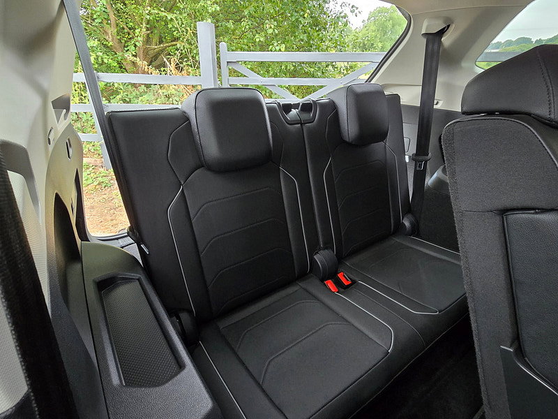 Volkswagen Tiguan Allspace 1.5 TSI Life SUV 5dr Petrol DSG Euro 6 (s/s) (150 ps)