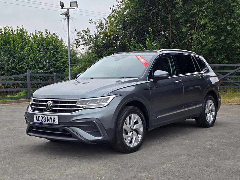 Volkswagen Tiguan Allspace 1.5 TSI Life SUV 5dr Petrol DSG Euro 6 (s/s) (150 ps)