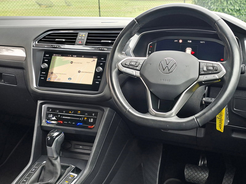 Volkswagen Tiguan Allspace 1.5 TSI Life SUV 5dr Petrol DSG Euro 6 (s/s) (150 ps)