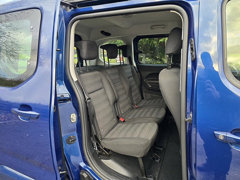 Vauxhall Combo Life 1.5 Turbo D BlueInjection Energy MPV 5dr Diesel Manual Euro 6 (s/s) (130 ps)