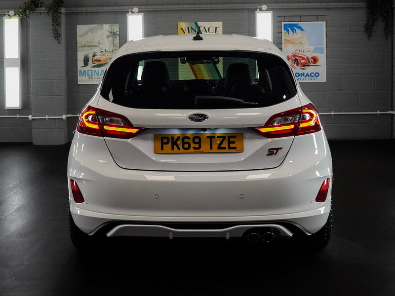 Ford Fiesta 1.5T EcoBoost ST-3 Hatchback 3dr Petrol Manual Euro 6 (s/s) (200 ps)