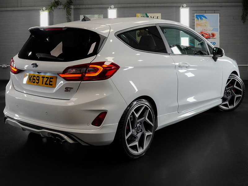 Ford Fiesta 1.5T EcoBoost ST-3 Hatchback 3dr Petrol Manual Euro 6 (s/s) (200 ps)