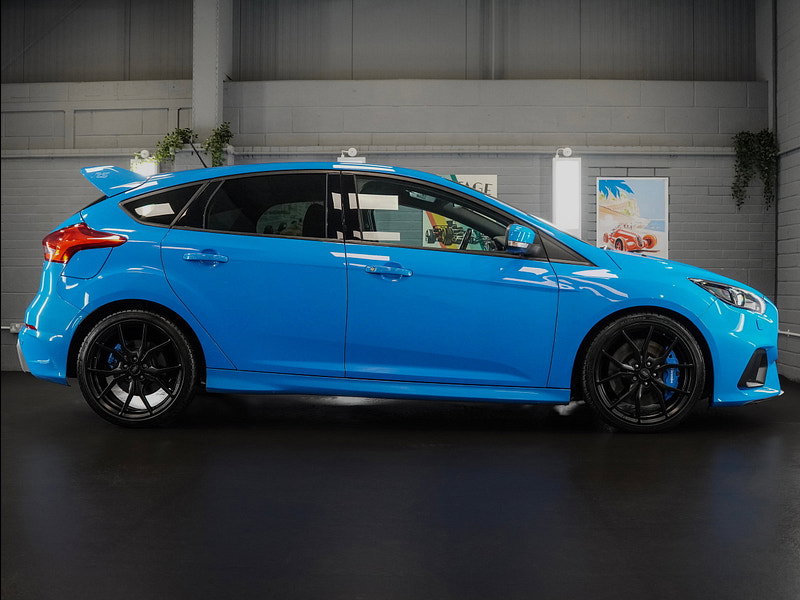 Ford Focus 2.3T EcoBoost RS Hatchback 5dr Petrol Manual AWD Euro 6 (s/s) (350 ps)
