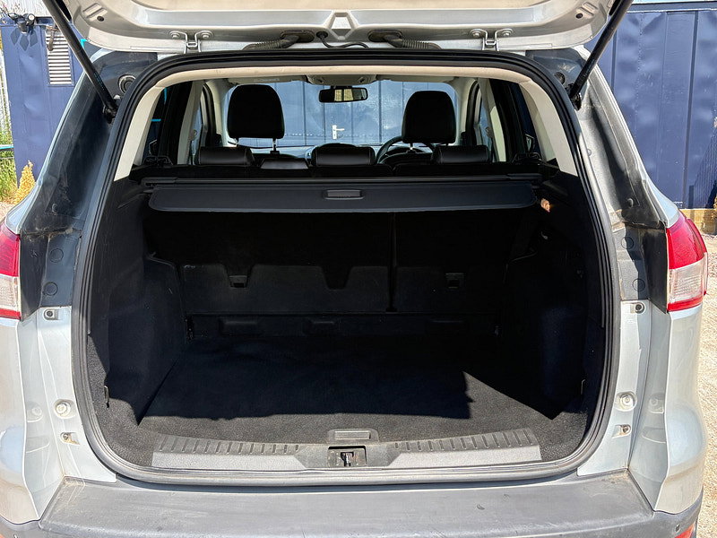 Ford Kuga 2.0 TDCi Titanium SUV 5dr Diesel Powershift AWD Euro 6 (s/s) (180 ps)