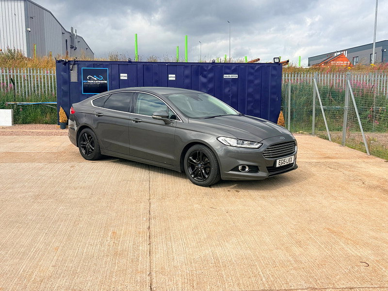 Ford Mondeo 2.0 TDCi Titanium Hatchback 5dr Diesel Manual Euro 6 (s/s) (150 ps)
