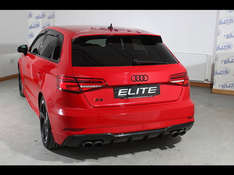 Audi S3 2.0 TFSI Black Edition Sportback 5dr Petrol S Tronic quattro Euro 6 (s/s) (310 ps)