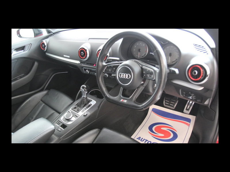 Audi S3 2.0 TFSI Black Edition Sportback 5dr Petrol S Tronic quattro Euro 6 (s/s) (310 ps)