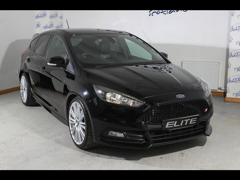 Ford Focus 2.0 TDCi ST-2 NAV Hatchback 5dr Diesel Manual Euro 6 (s/s) (185 ps)