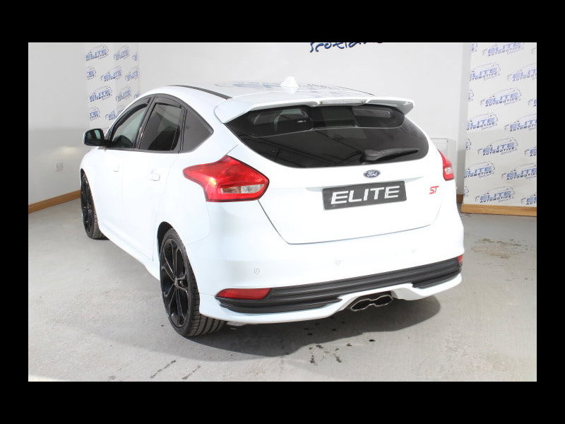 Ford Focus 2.0T EcoBoost ST-3 Hatchback 5dr Petrol Manual Euro 6 (s/s) (250 ps)