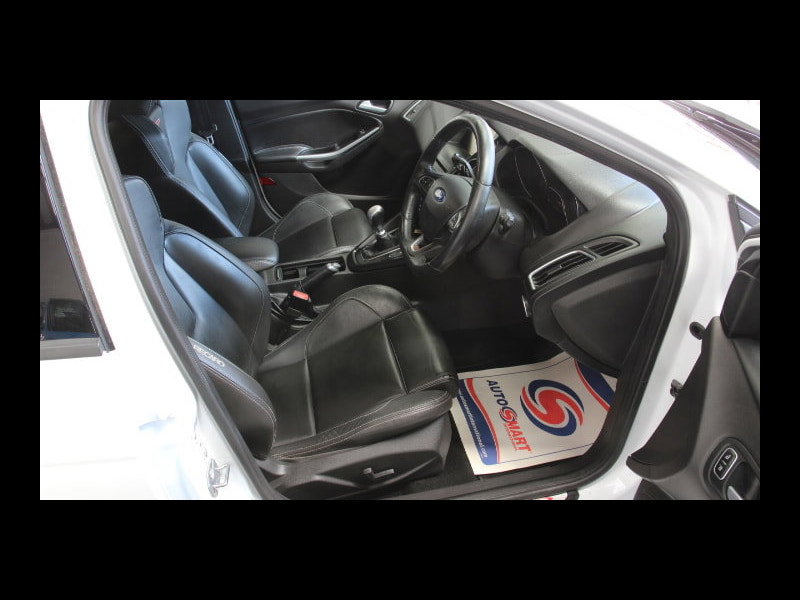 Ford Focus 2.0T EcoBoost ST-3 Hatchback 5dr Petrol Manual Euro 6 (s/s) (250 ps)