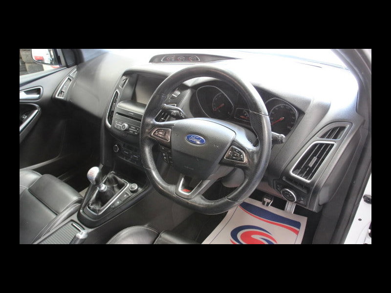 Ford Focus 2.0T EcoBoost ST-3 Hatchback 5dr Petrol Manual Euro 6 (s/s) (250 ps)