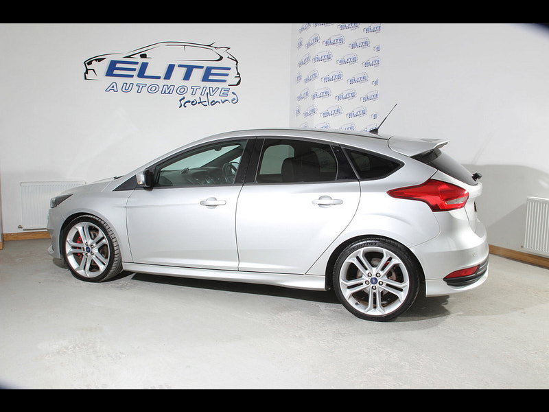 Ford Focus 2.0T EcoBoost ST-3 Hatchback 5dr Petrol Manual Euro 6 (s/s) (250 ps)