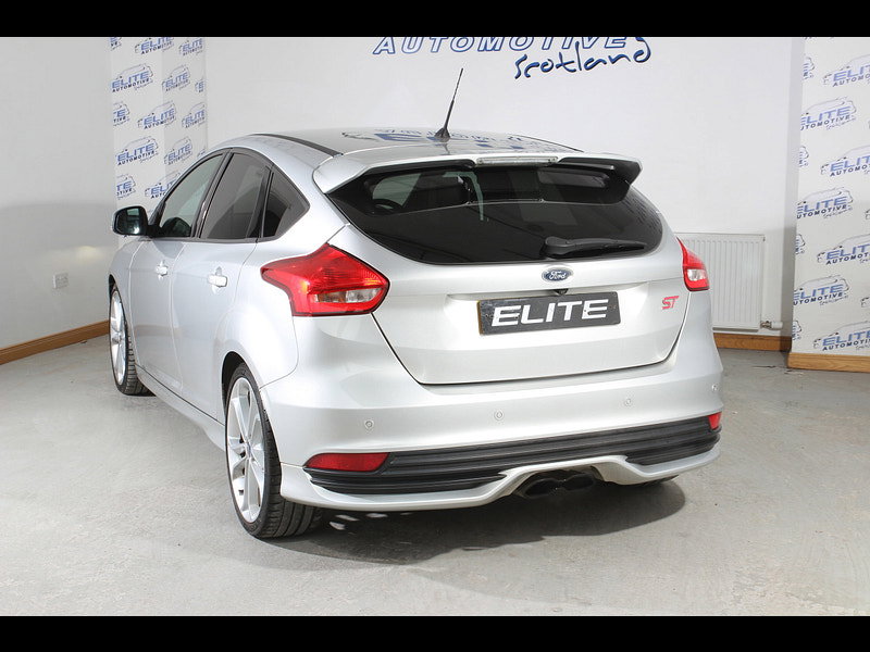 Ford Focus 2.0T EcoBoost ST-3 Hatchback 5dr Petrol Manual Euro 6 (s/s) (250 ps)