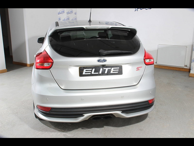 Ford Focus 2.0T EcoBoost ST-3 Hatchback 5dr Petrol Manual Euro 6 (s/s) (250 ps)