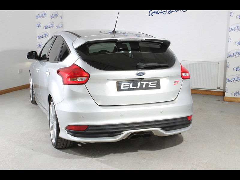 Ford Focus 2.0T EcoBoost ST-3 Hatchback 5dr Petrol Manual Euro 6 (s/s) (250 ps)