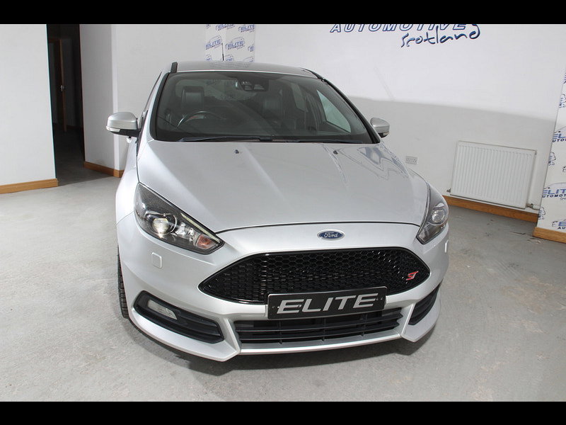 Ford Focus 2.0T EcoBoost ST-3 Hatchback 5dr Petrol Manual Euro 6 (s/s) (250 ps)