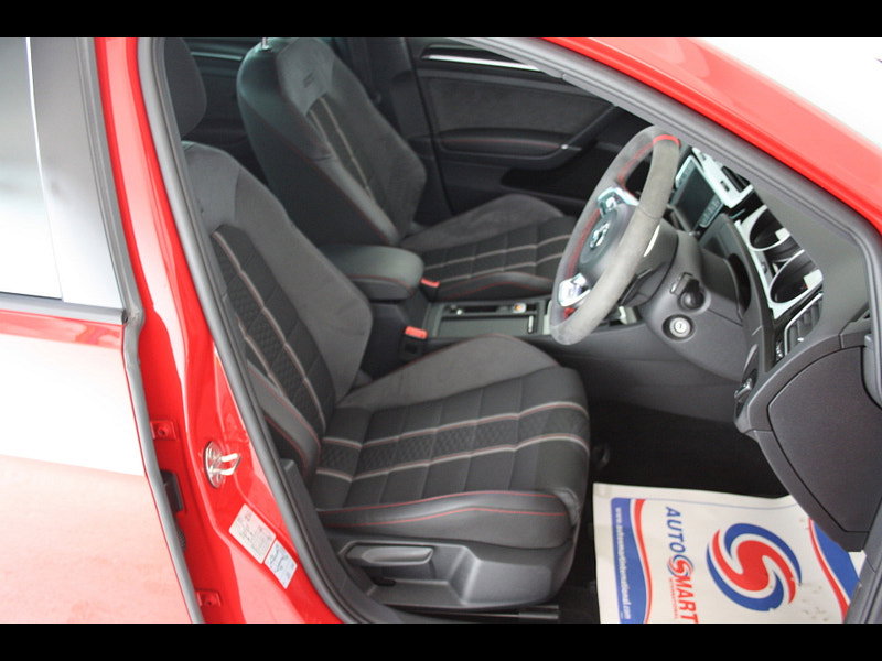 Volkswagen Golf 2.0 TSI BlueMotion Tech GTI Clubsport 40 Hatchback 5dr Petrol DSG Euro 6 (s/s) (265 ps)