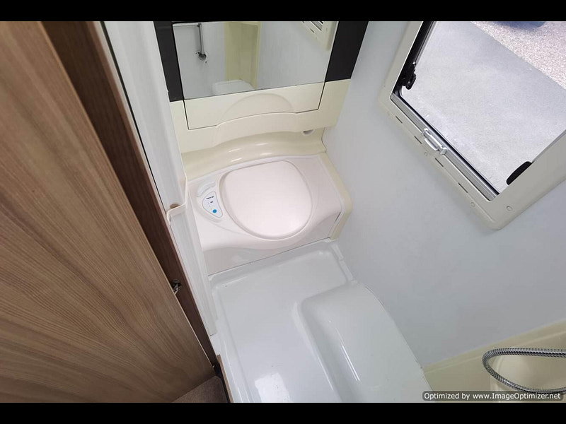 Adria 590st axess