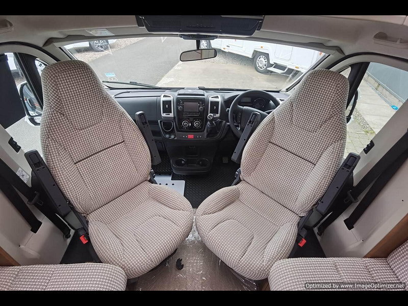 Auto-trail Tracker EKS 