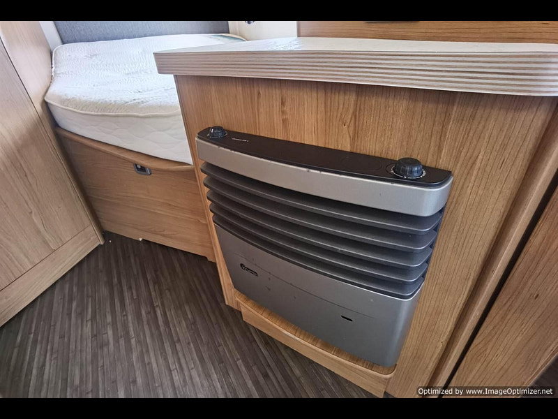 Auto-trail Tribute t-715