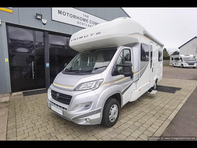 Auto-trail Tribute t-715