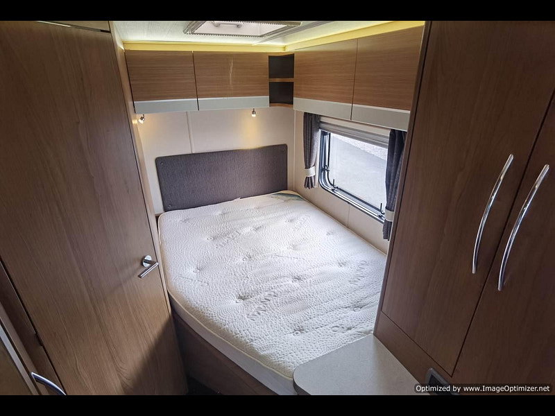 Auto-trail Tribute t-715