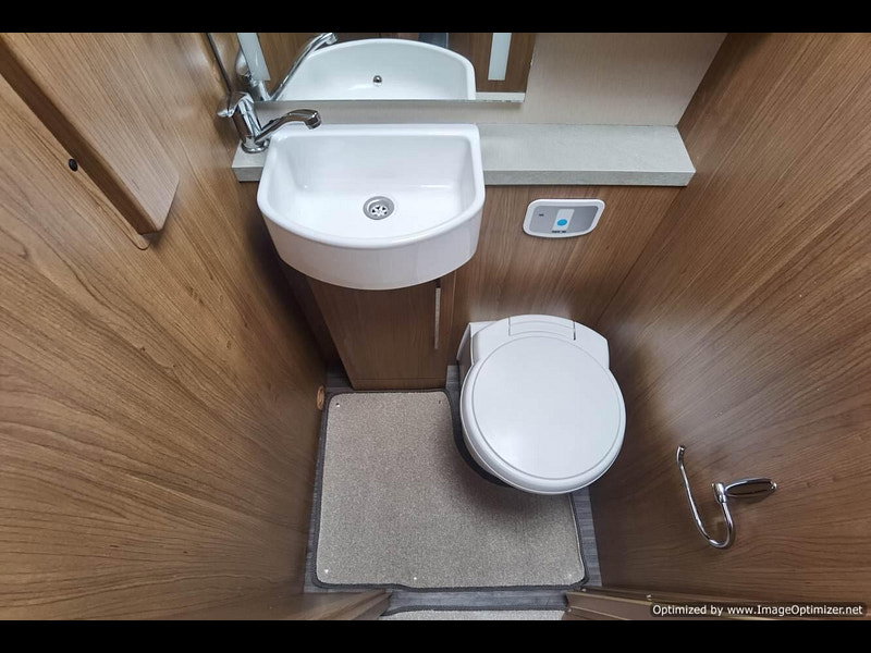 Auto-trail Comanche